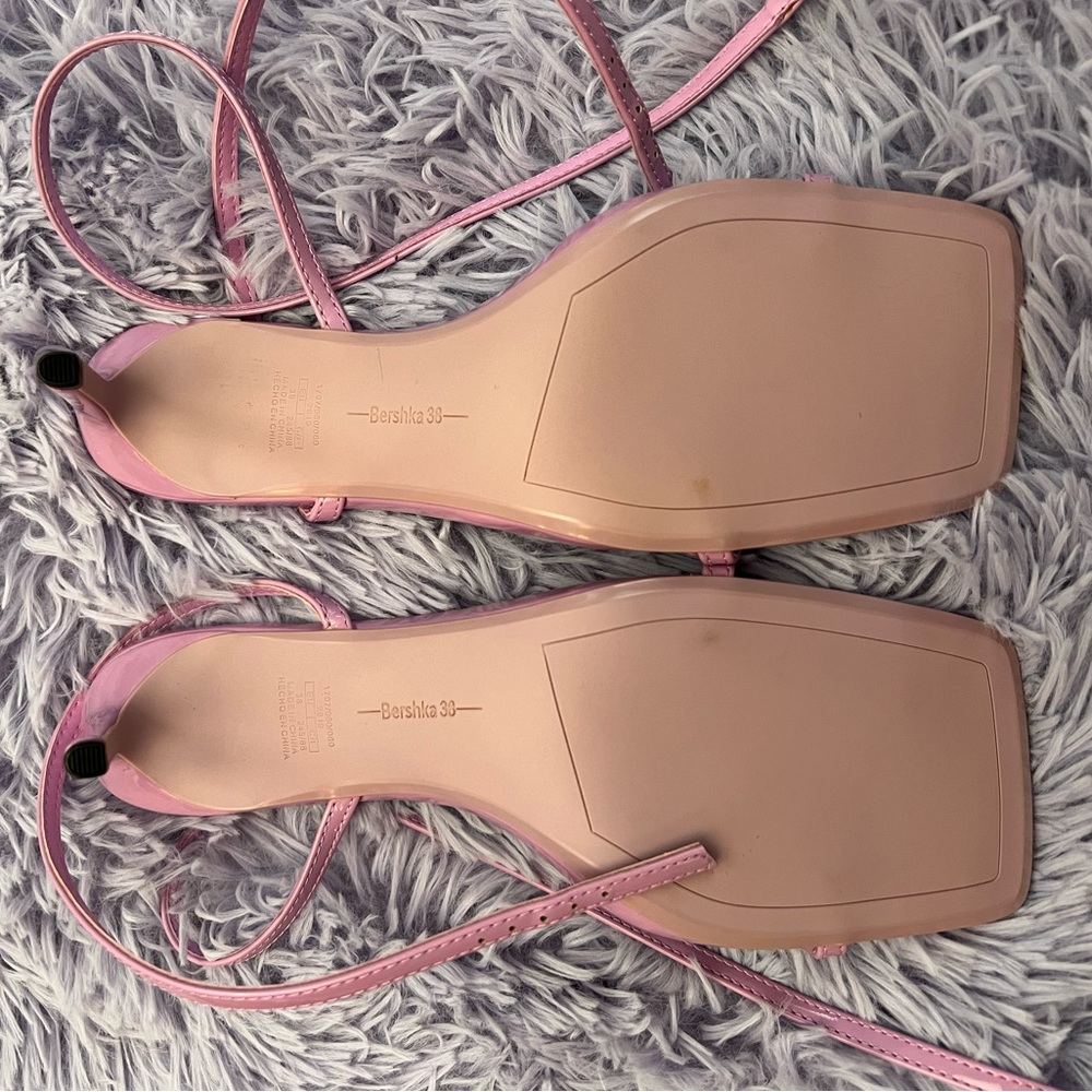 BERSHKA SANDALS- size 38 - Picture 3 of 7